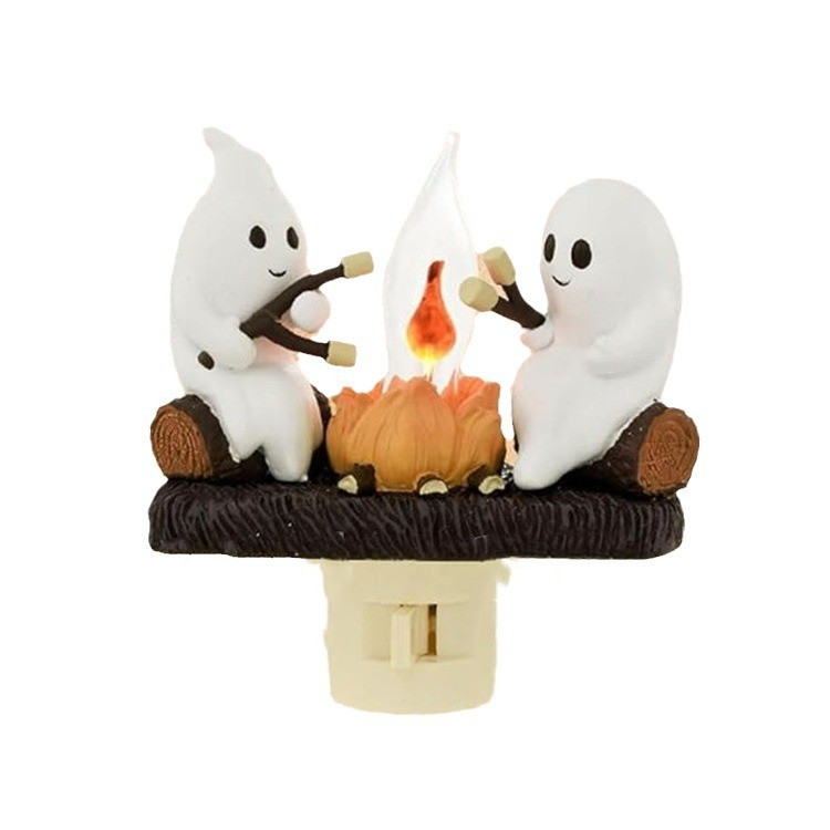 3D Flickering Campfire Night Light — Plug-In LED Cozy Nightlight for Bedroom, Hallway & Holiday Decor